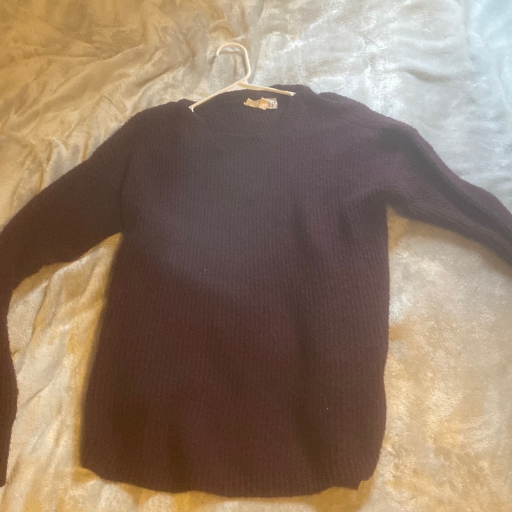 Thick long sleeve shirt in plum